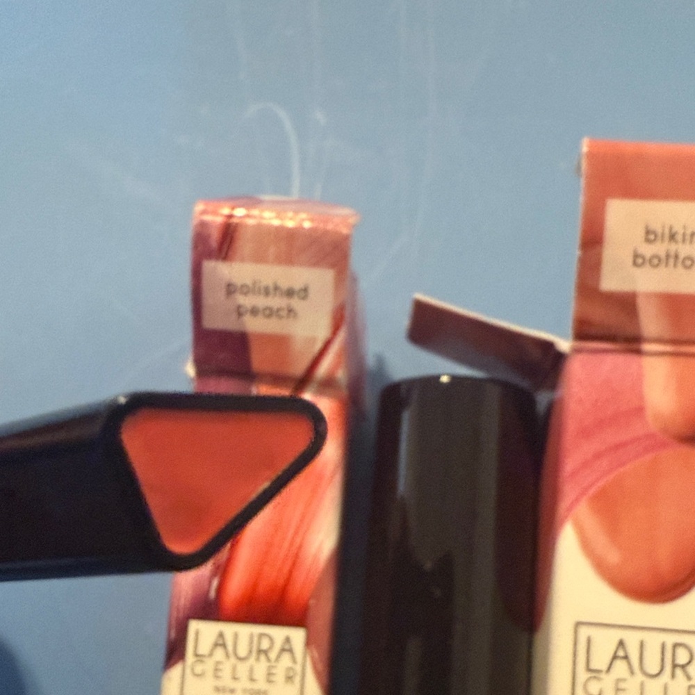 Laura Geller Baked Gelato Swirl Illuminator and Lip Gloss Collection, Blush x 2 - Picture 5 of 5